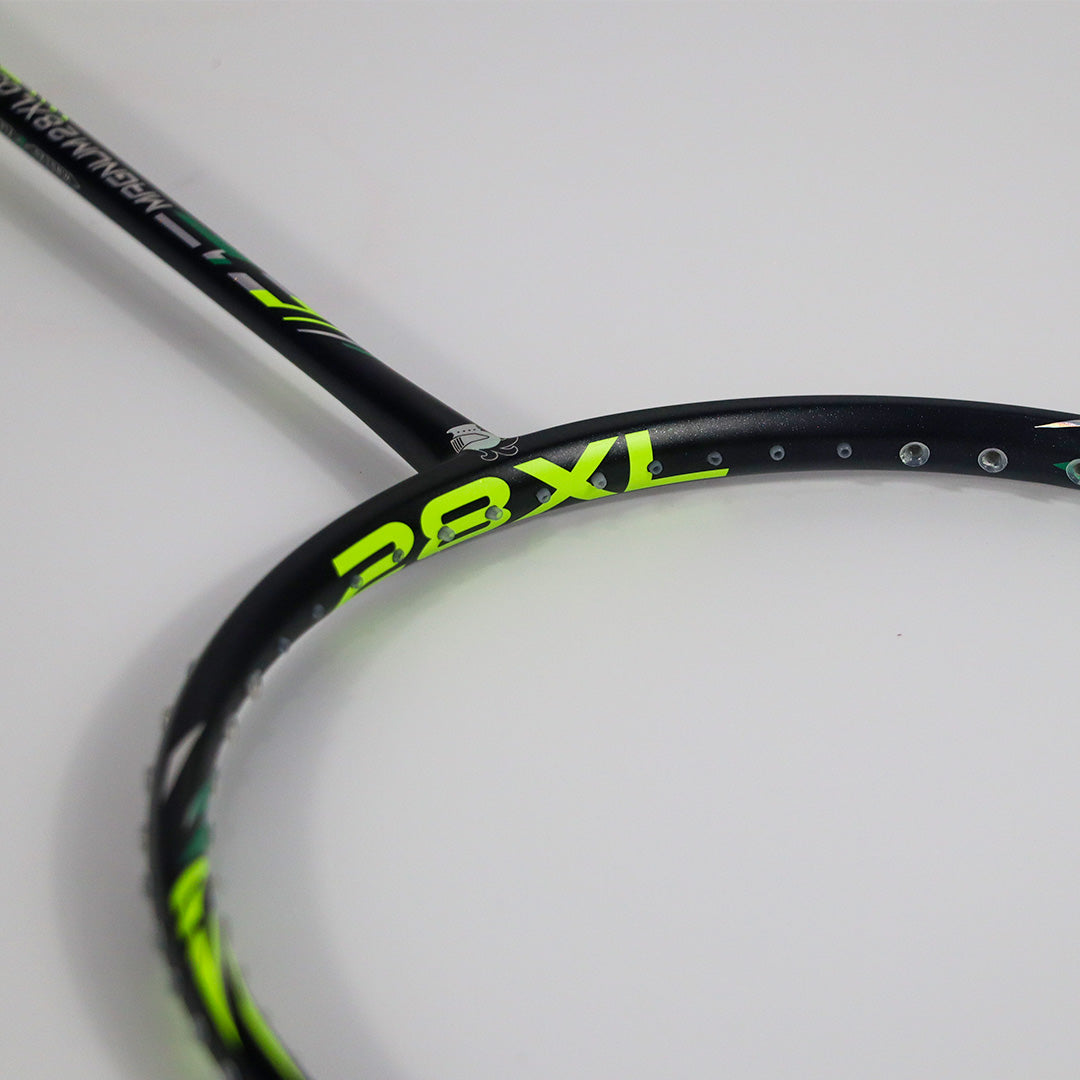 Black Knight MAGNUM 28XL OST2 Badminton Racket V26
