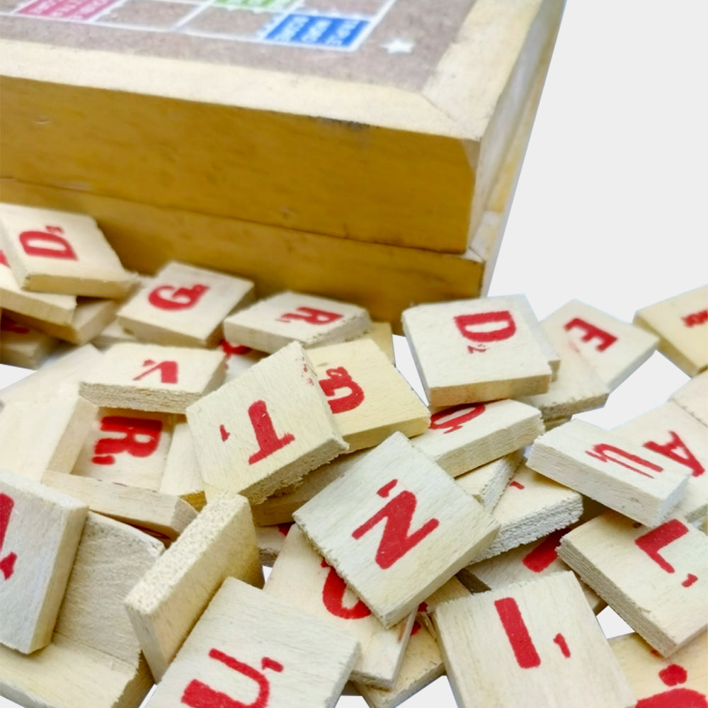 SCRABBLE SET