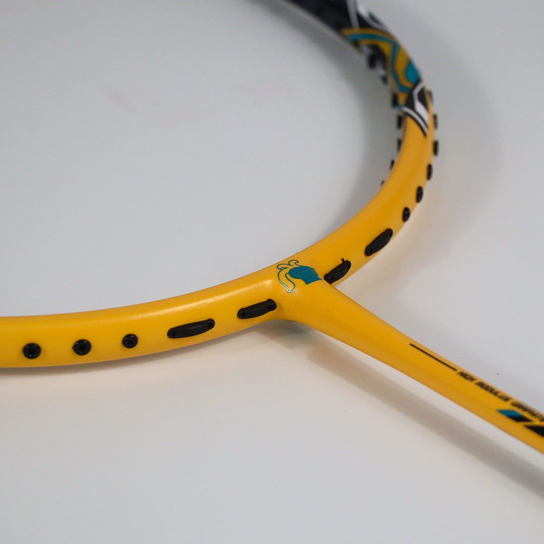 Black Knight VELOCITY 26XL HS2 Badminton Racket V26