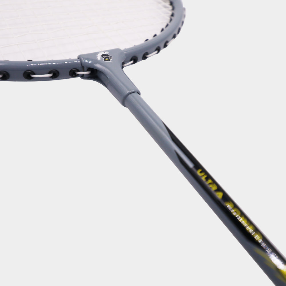 Black Knight STRIKER 208 Badminton Set